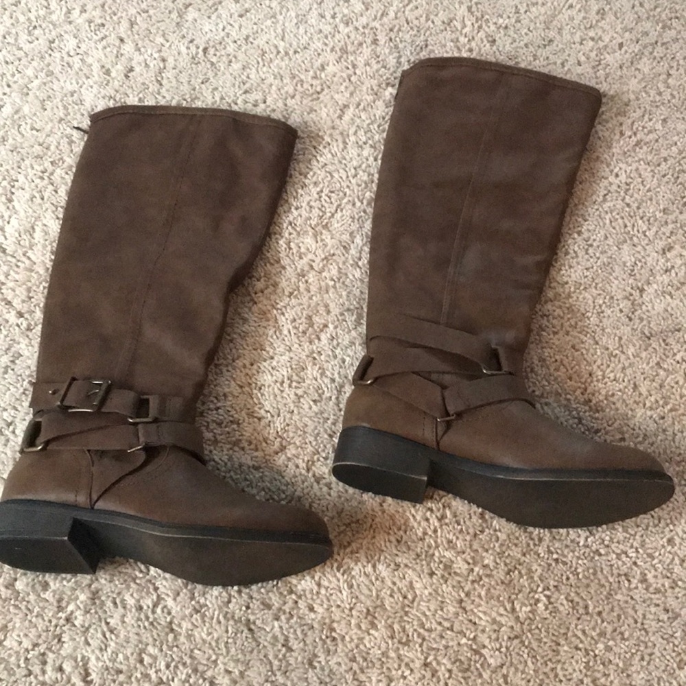 NWOT knee length boots